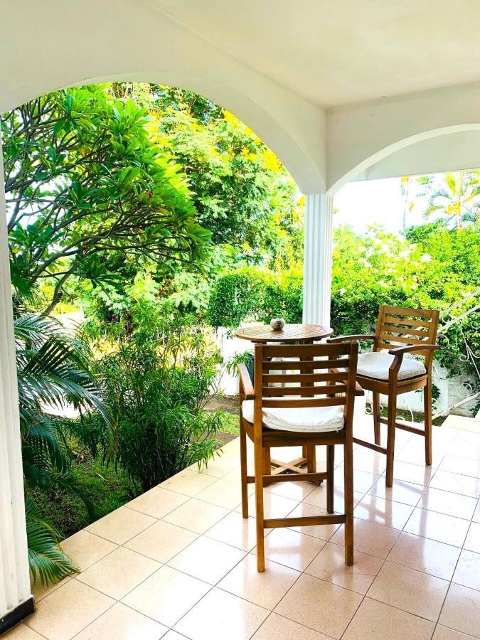 Le Caillou Blanc Bed & Breakfast Saint-Paul ภายนอก รูปภาพ